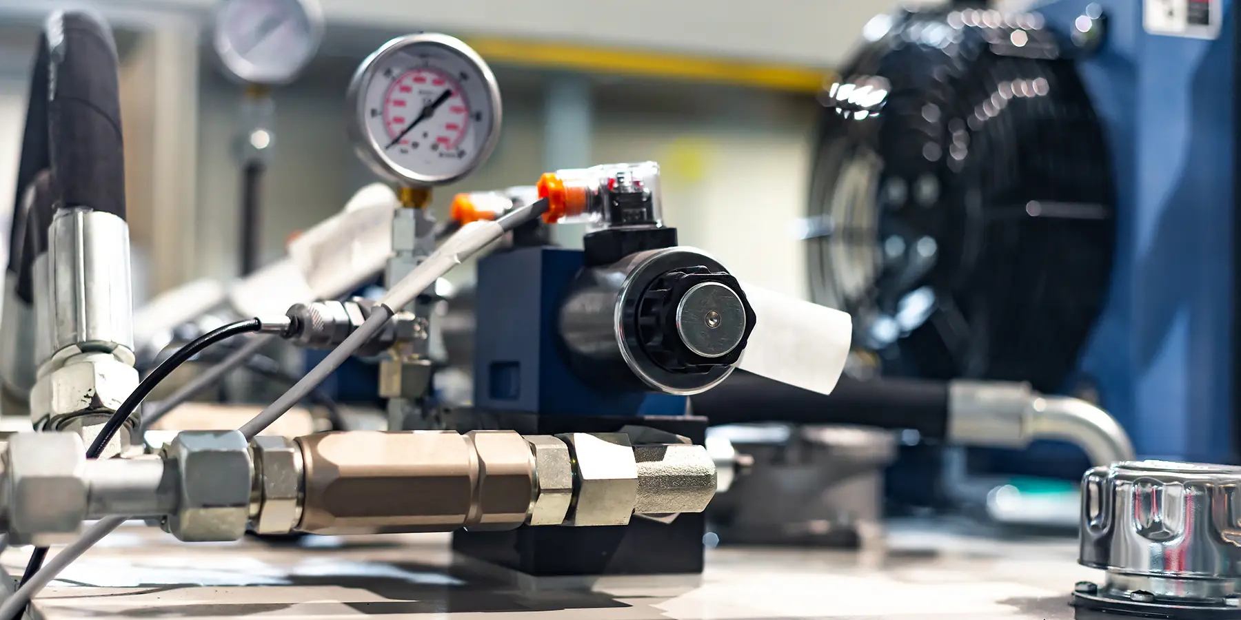 Power unit con sistema di attuazione e comando remoto