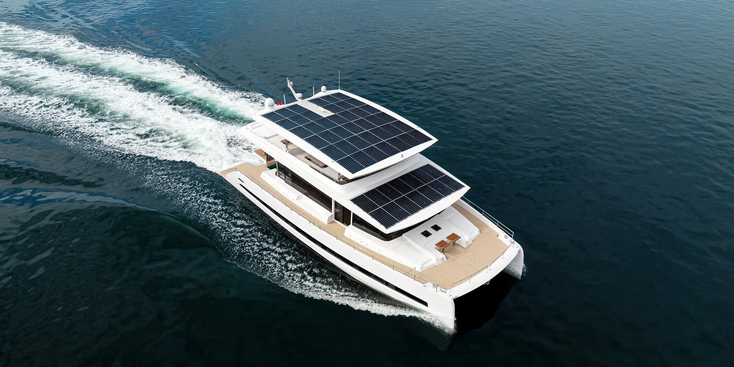 VISIONF Yachts E-Cat 80_5