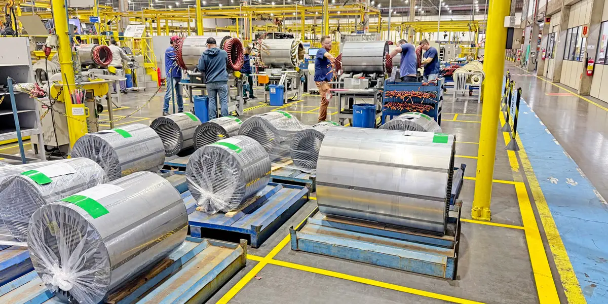 bibus-italia-visita-weg-brasile-06-light