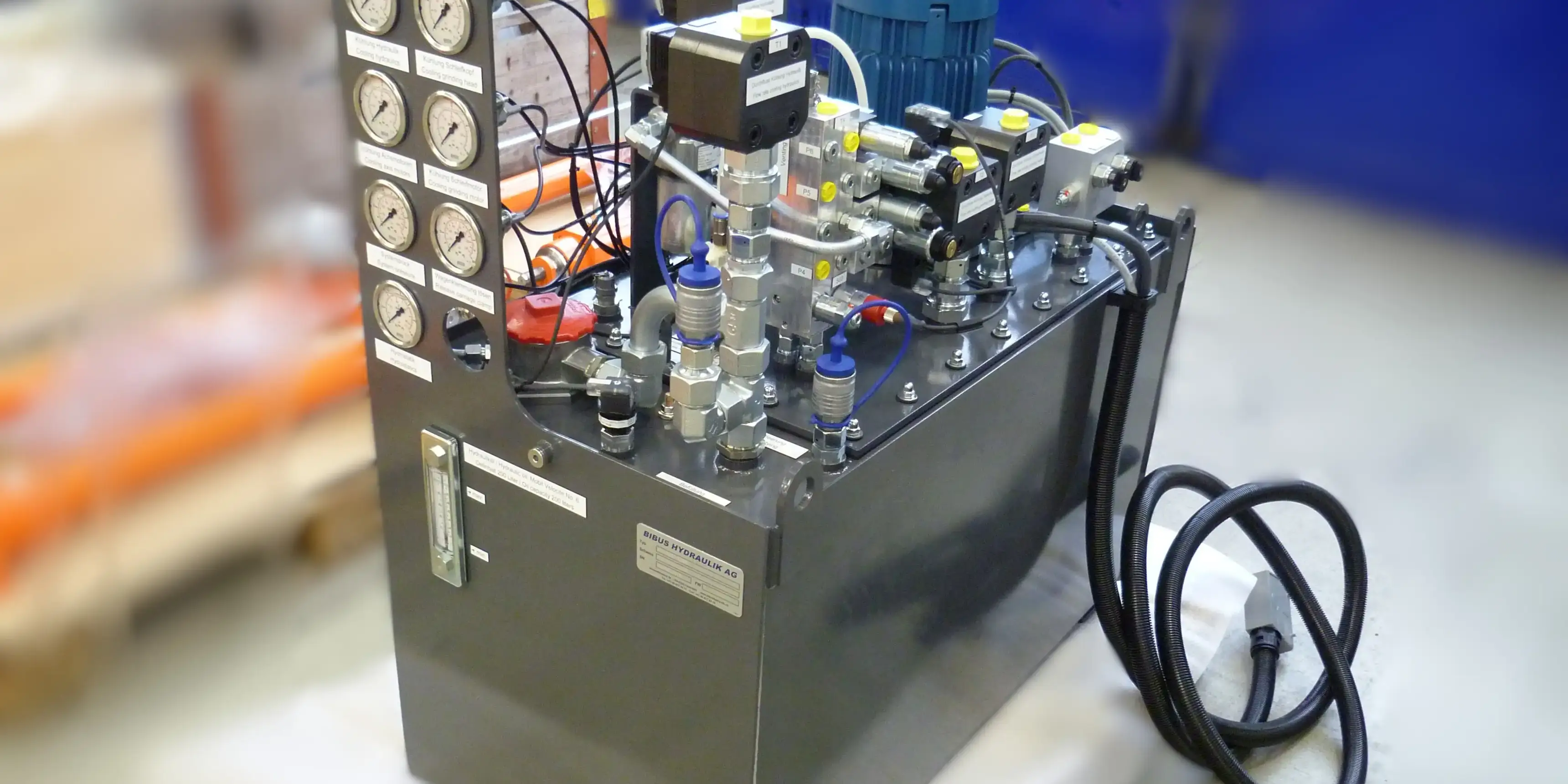 Hydrauliklösung für die Präzisionswerkzeugfertigung