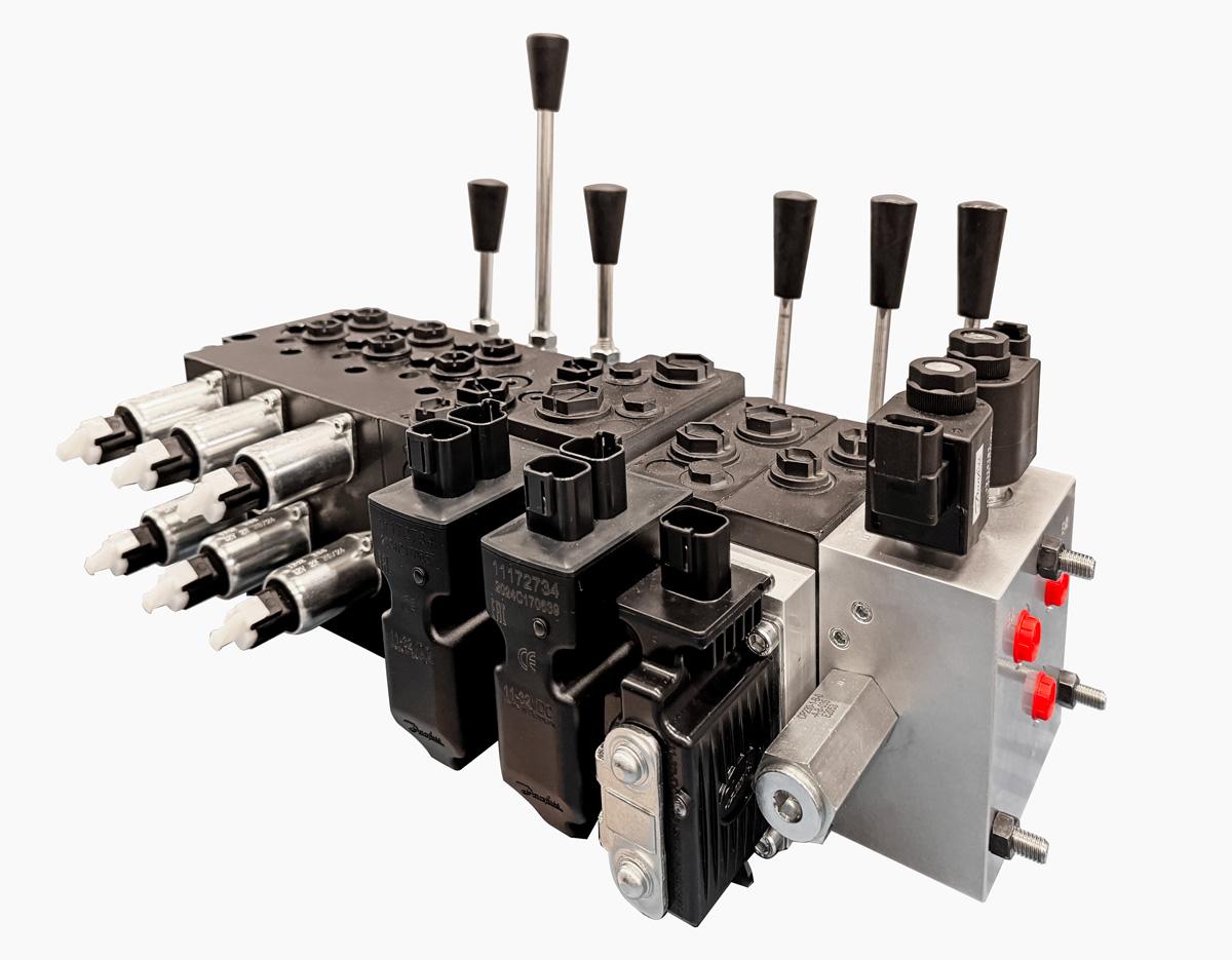 Modulo idraulico per PVG: soluzione integrata per trasmissioni ruotate e cingolate